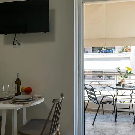 Downtown Cuties * Kalamata