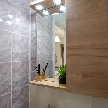 Downtown Cuties Apartment *