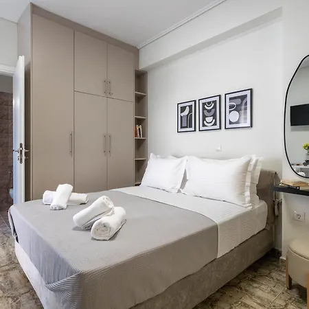 Downtown Cuties * Calamata