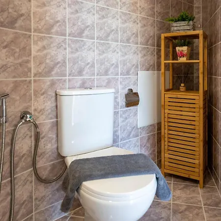 Downtown Cuties * Calamata