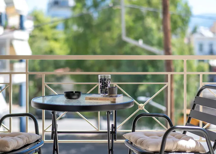 Downtown Cuties Kalamata